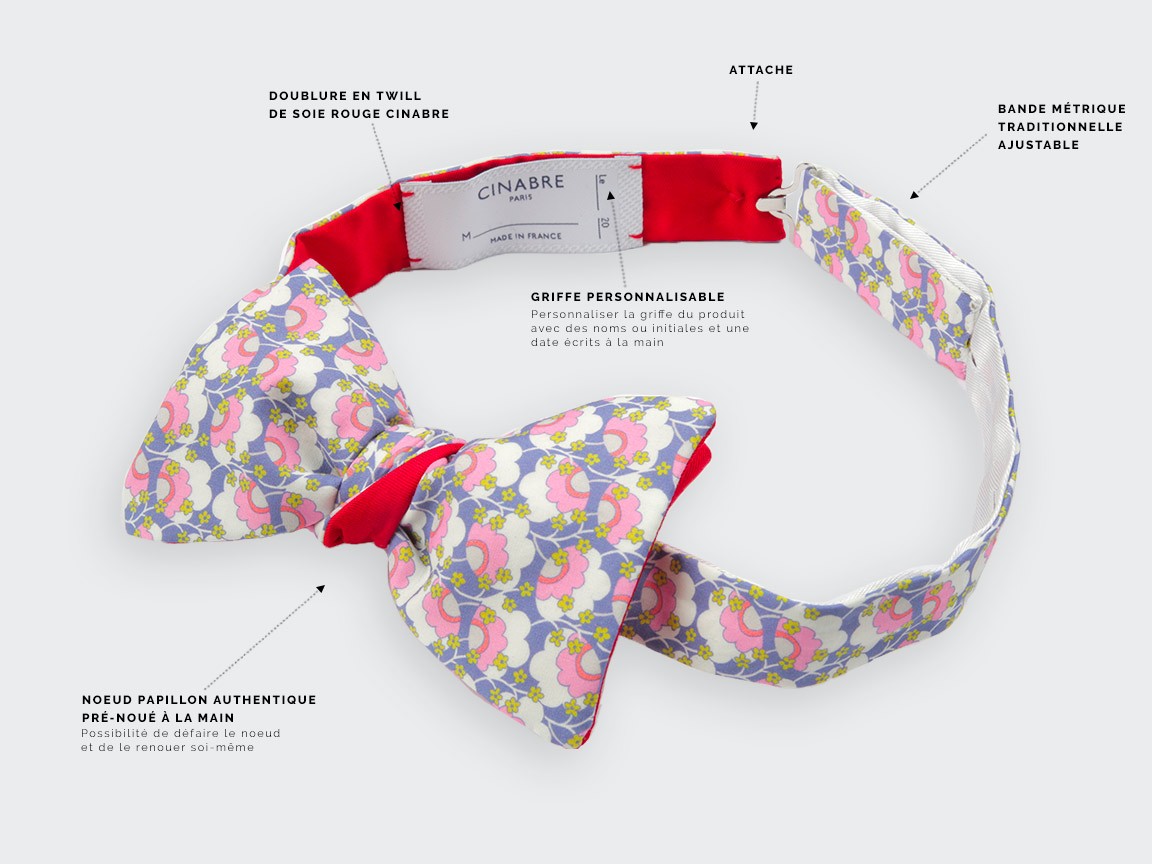 Noeud papillon fleuri rose en coton.