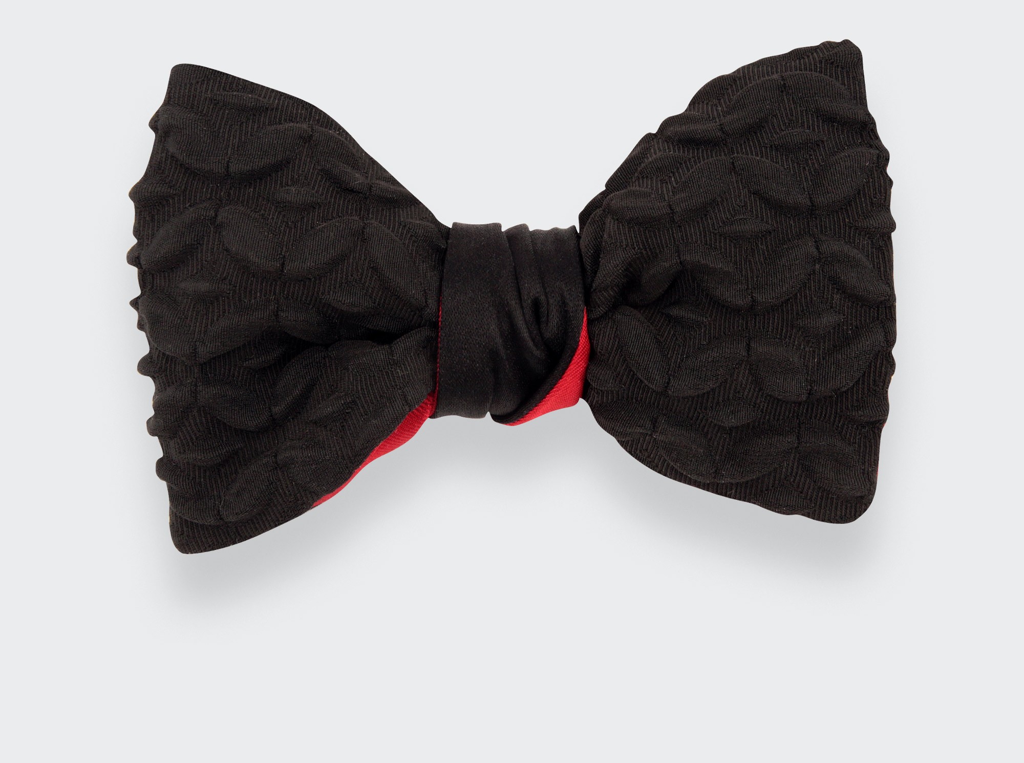 Black reliefs Bow Tie - Cinabre Paris