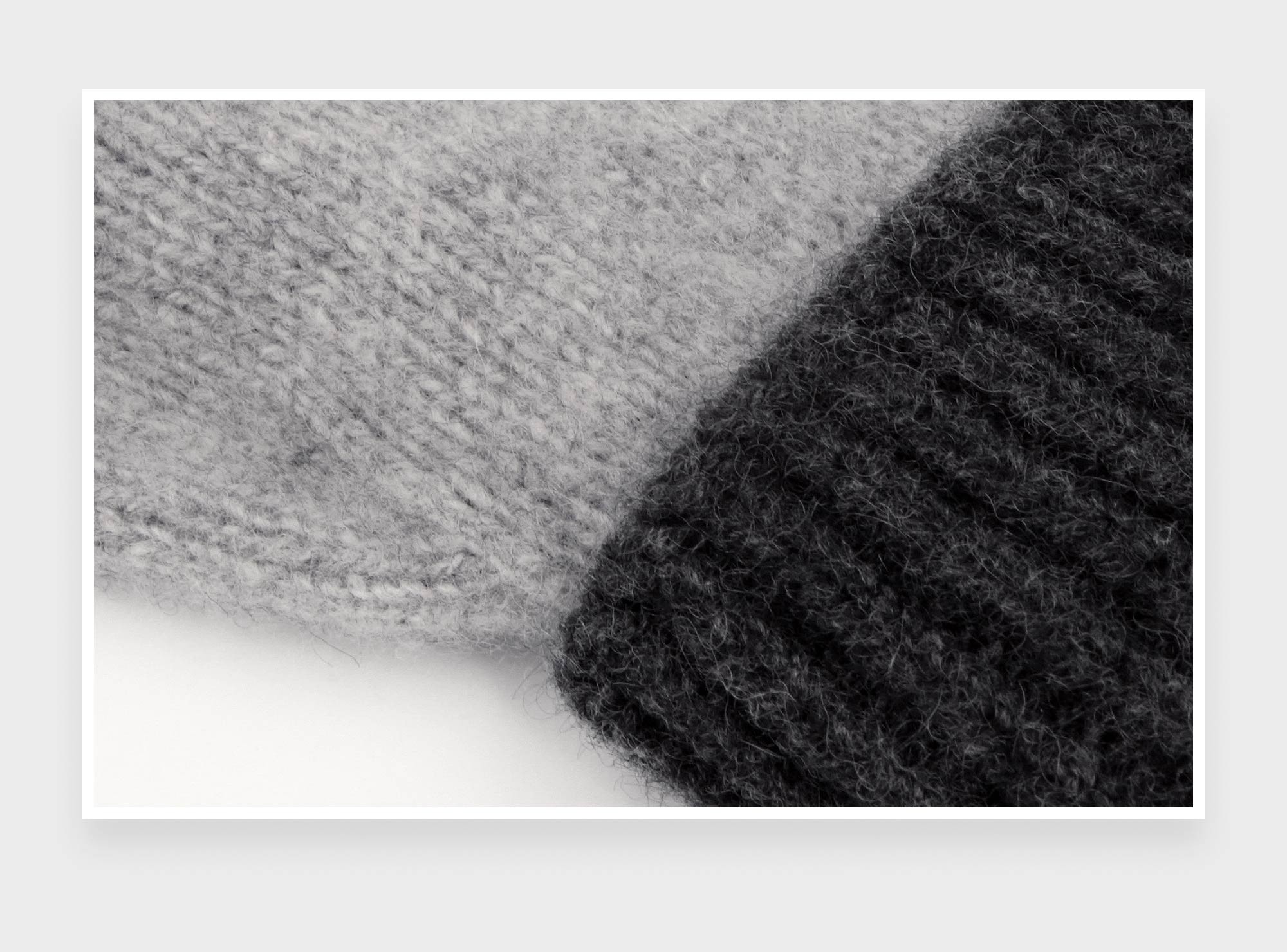 Grey Regenerated Cashmere Gloves - Cinabre Paris